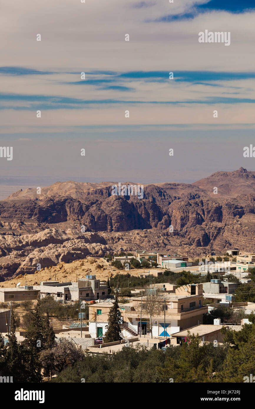 Giordania, Ar-Rajif, elevati deserto vista città Foto Stock
