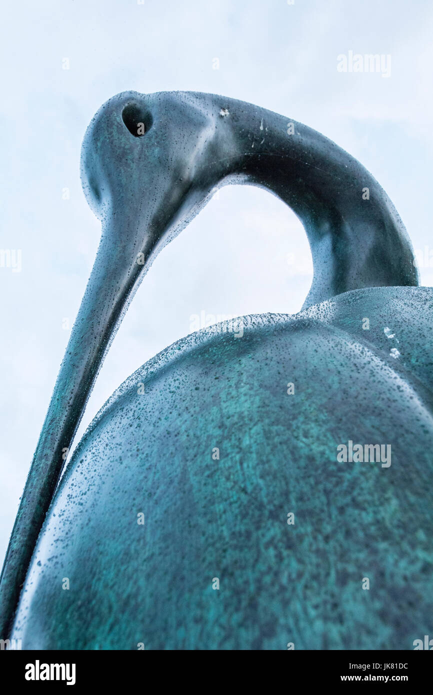 Isis, un bronzo da Simon spinotto, accanto a serpentina all'Hyde Park di Londra. Foto Stock