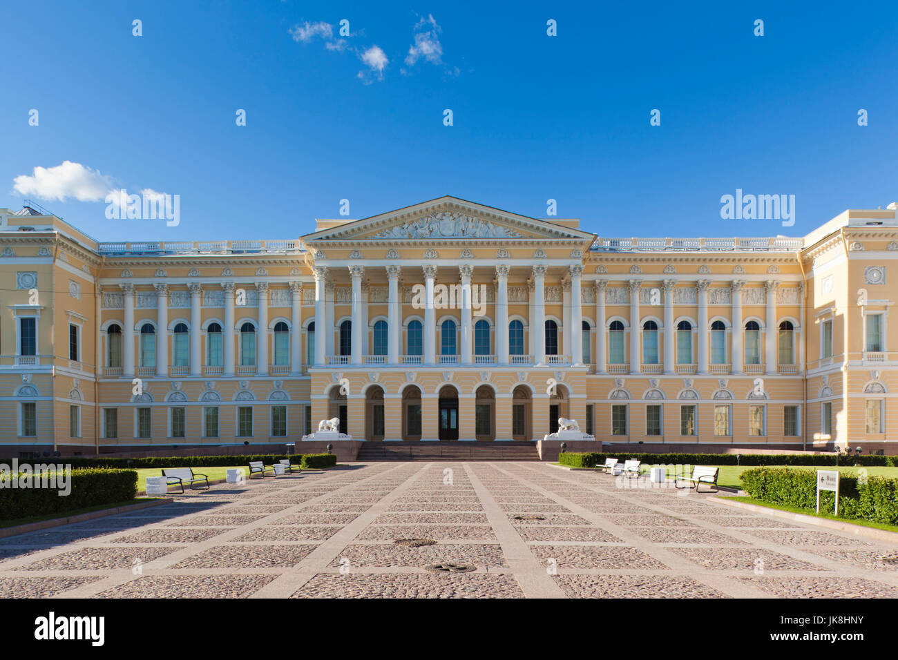 La Russia, San Pietroburgo, centro, Giardini Mikhailovsky, Il Museo Russo Foto Stock