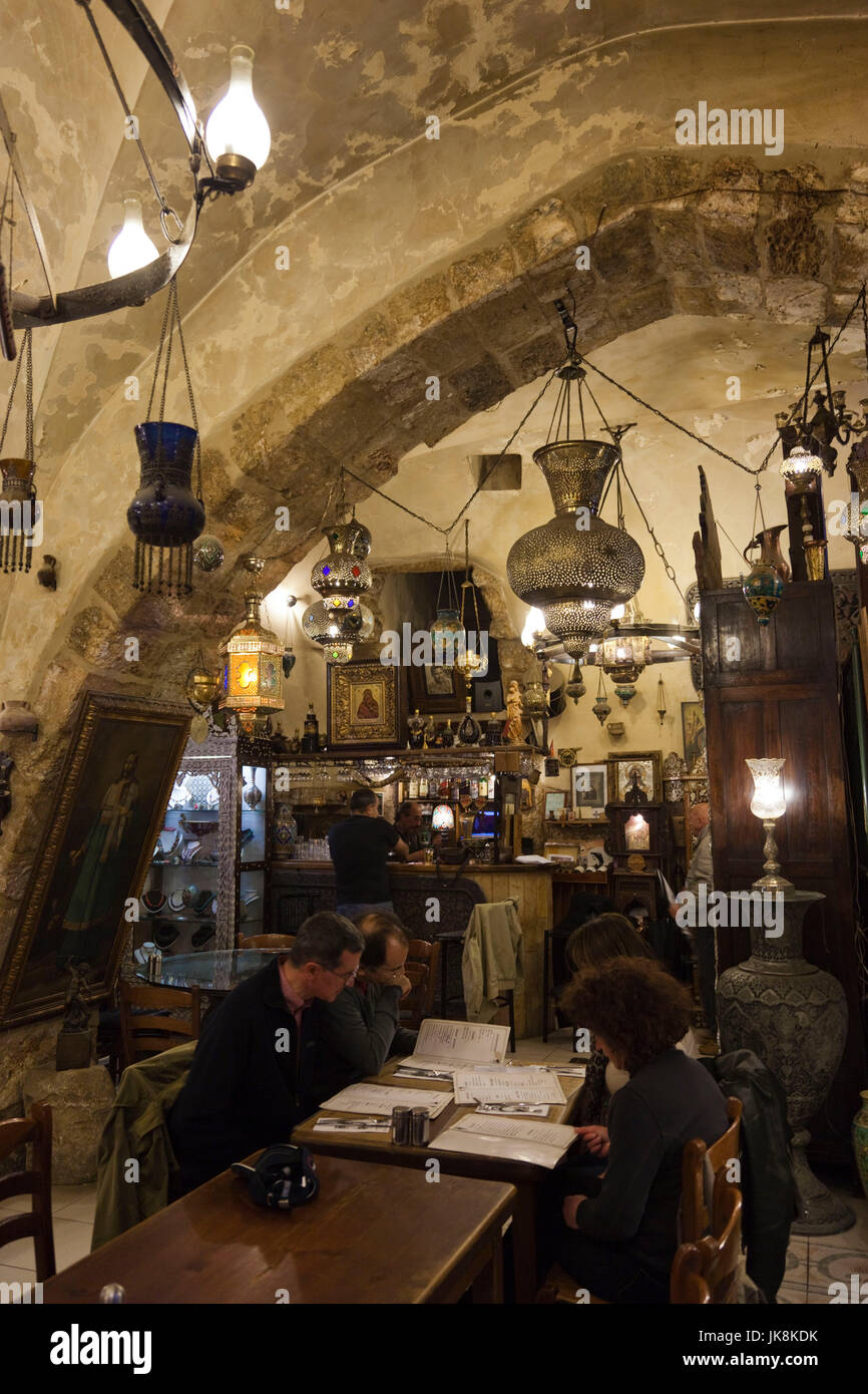 Israele, Gerusalemme, città vecchia, il quartiere armeno, armena taverna, ristorante interno Foto Stock