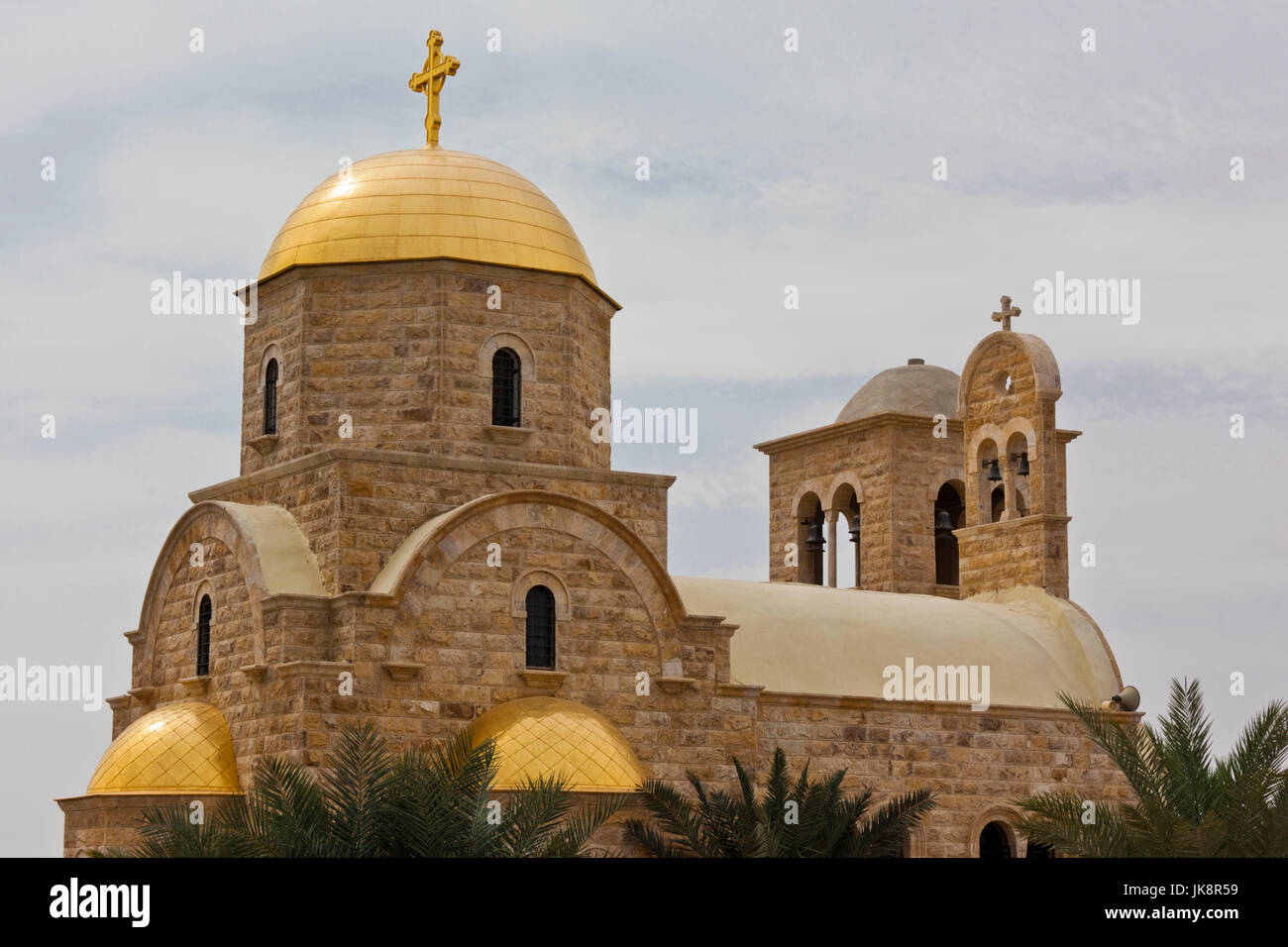 Giordania, Jordan River Valley, Bethany-Beyond-The-Jordan-Al-Maghtas, sito battesimale di Gesù Cristo, la Chiesa Greco Ortodossa, esterna Foto Stock