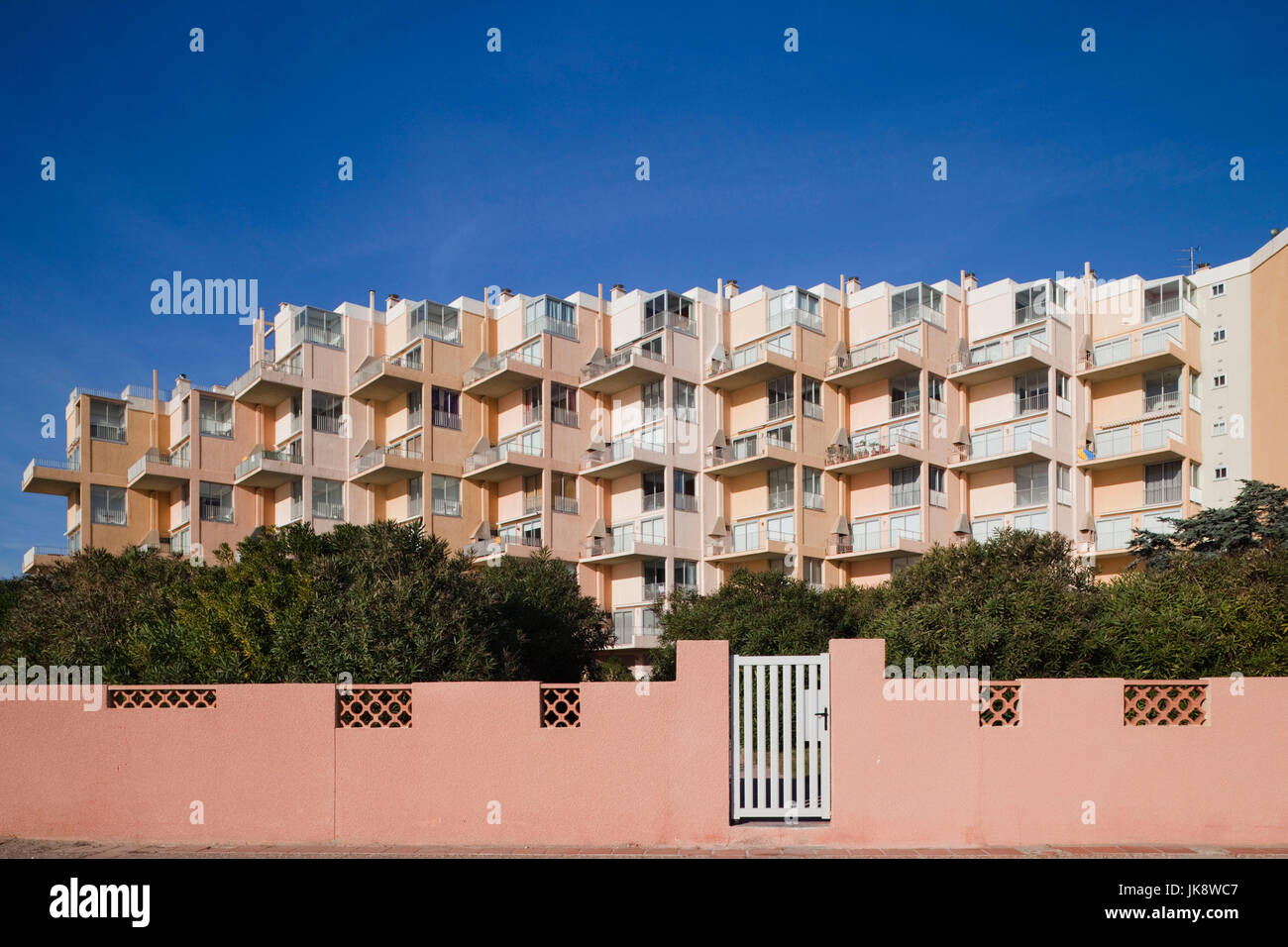France, Languedoc-Roussillon, Dipartimento Pyrenees-Orientales, Port-Barcares, hotel sul fronte spiaggia Foto Stock