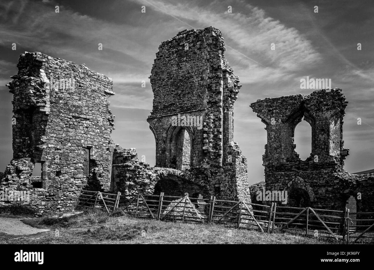 Le rovine di Corfe Castle, vicino a Swanage Foto Stock