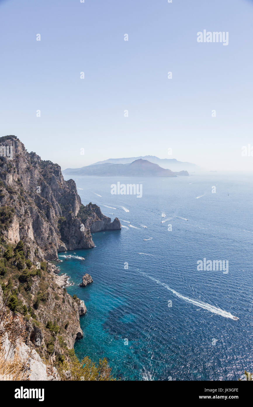 Vista verso la baia di Napoli da Capri Foto Stock