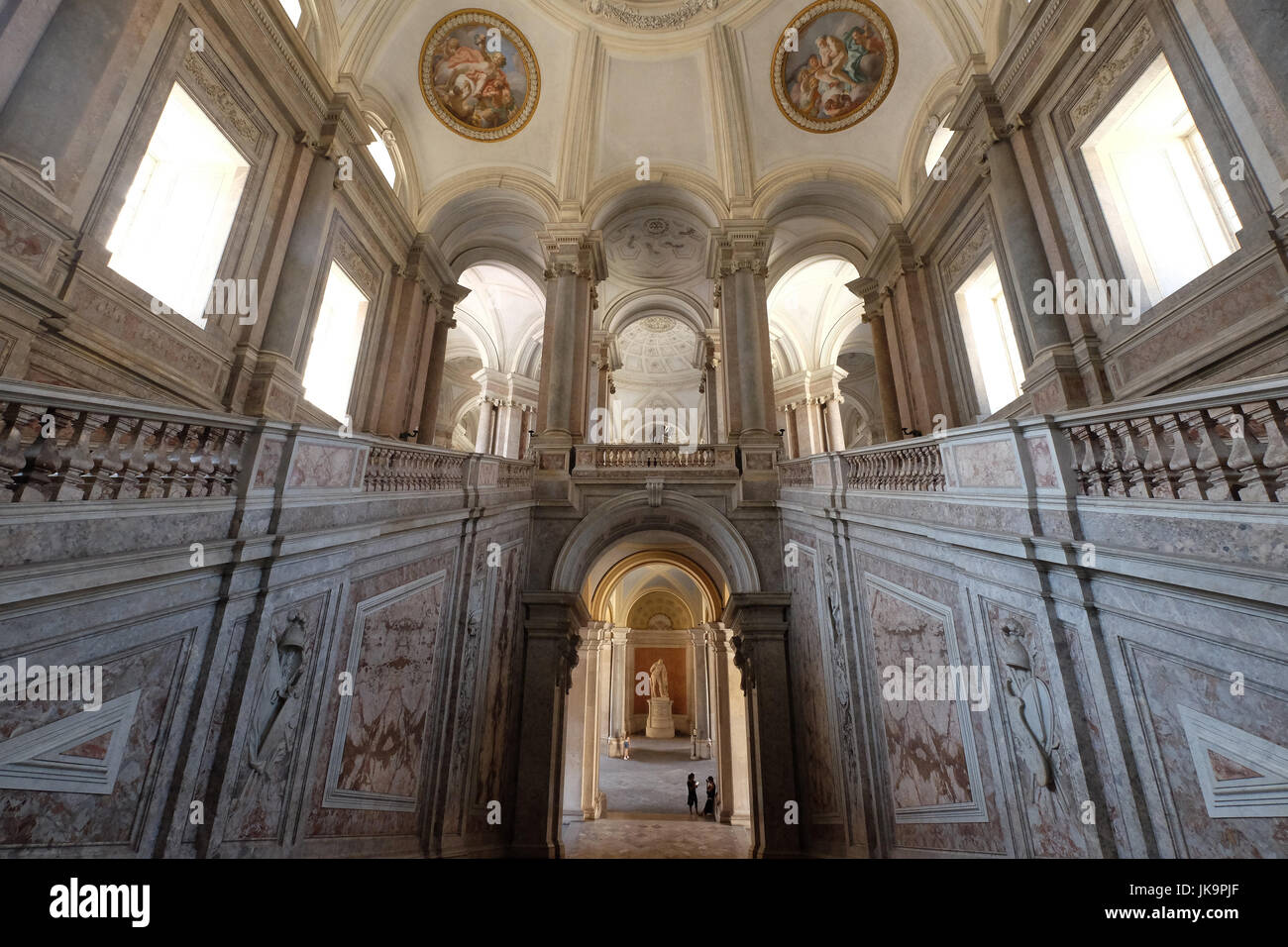 Palazzo Reale ( Reggia di Caserta) lo scalone d'onore ,Campania,Italia Foto Stock