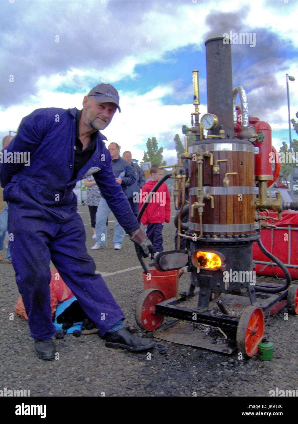 Strathclyde vigili del fuoco Gruppo di conservazione della società vintage attrezzatura antincendio e di motori e visualizza Foto Stock