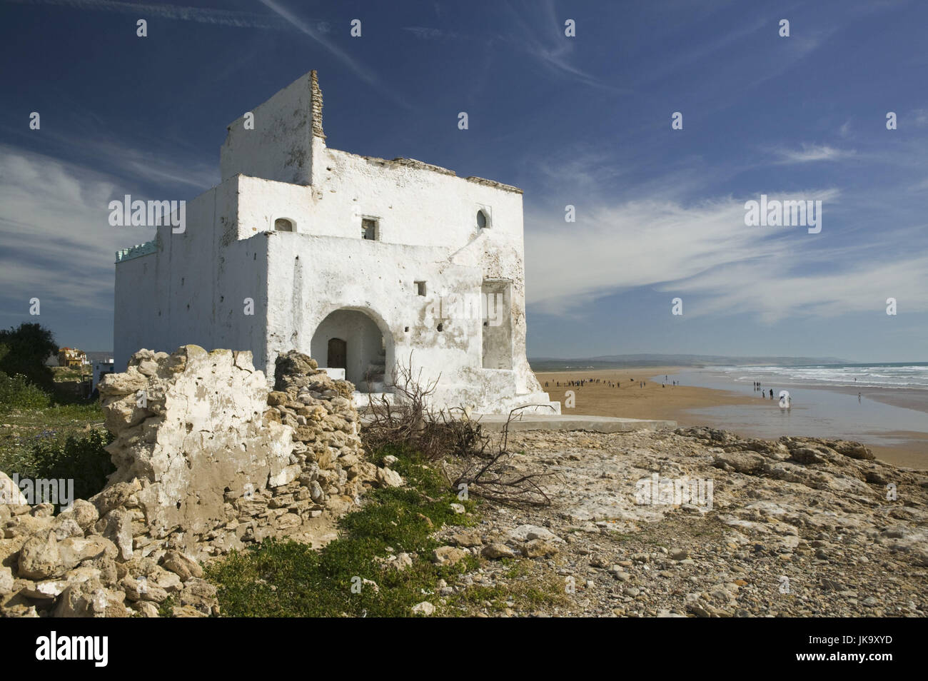 Marokko, Atlantikküste, Strand, 'Sidi Kaouki", Marabout, Schrein, alt verfallen, Foto Stock