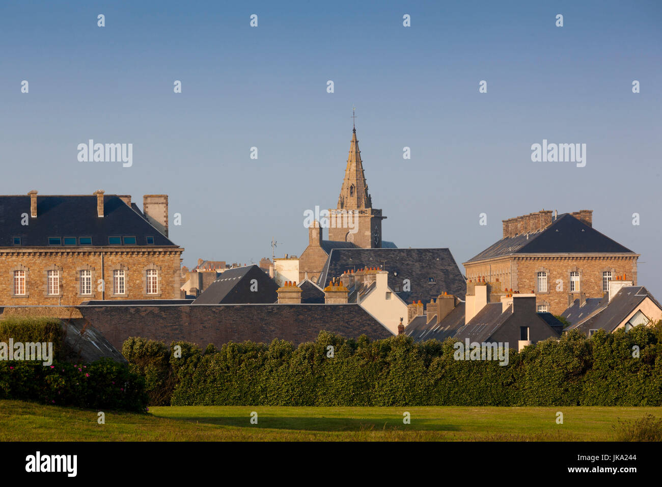 Francia, regione della Normandia, Manche Department, Granville Haut Ville, Città Alta, Eglise chiesa di Notre Dame Foto Stock