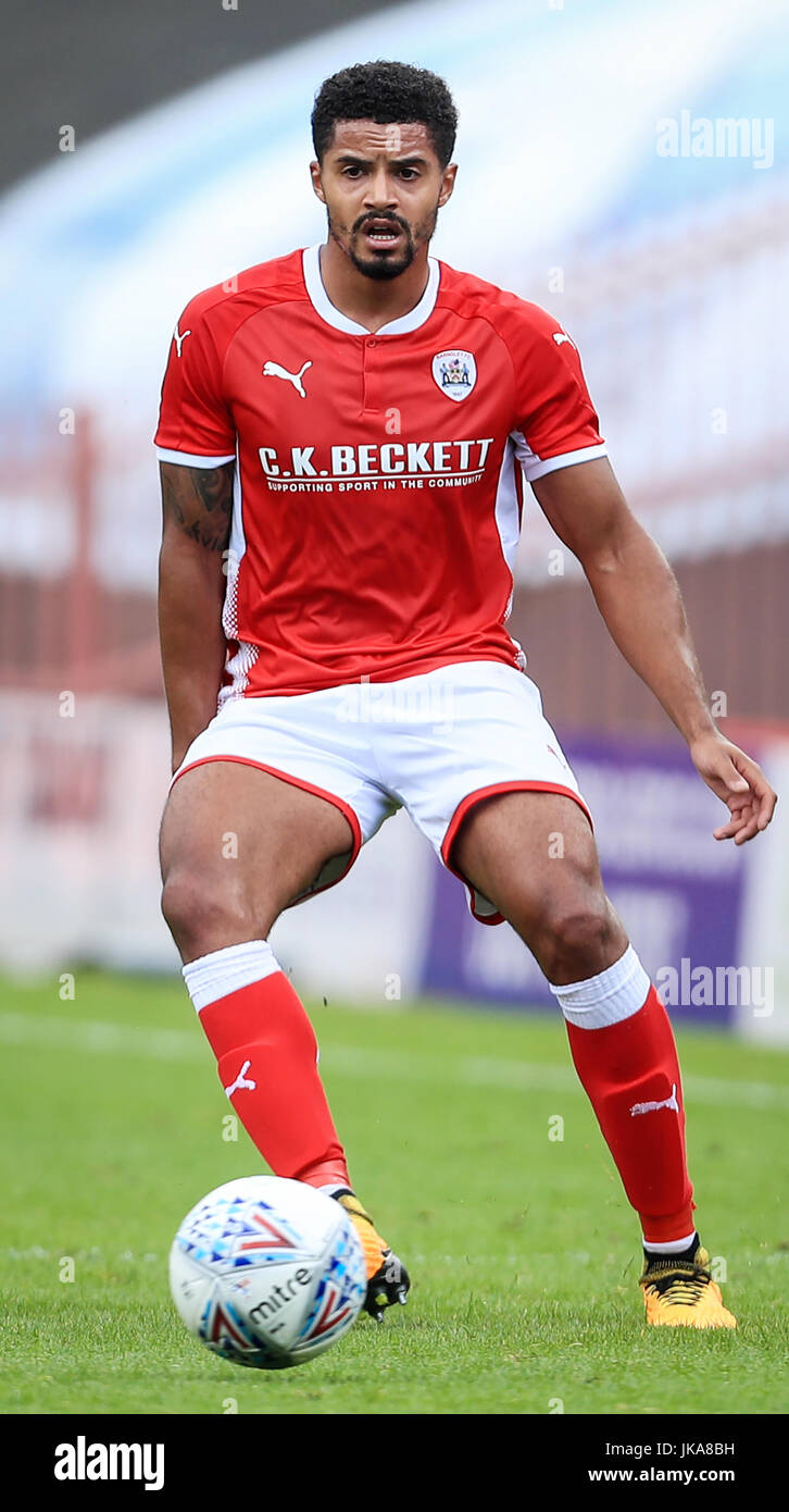 Il nuovo Zeki Fryers del Barnsley FC si è aperto alla partita pre-stagione a Oakwell, Barnsley. PREMERE ASSOCIAZIONE foto. Data immagine: Sabato 22 luglio 2017. Vedi PA storia CALCIO Barnsley. Il credito fotografico dovrebbe essere: Danny Lawson/PA Wire. RESTRIZIONI: Nessun utilizzo con audio, video, dati, elenchi di apparecchi, logo di club/campionato o servizi "live" non autorizzati. L'uso in-match online è limitato a 75 immagini, senza emulazione video. Nessun utilizzo nelle scommesse, nei giochi o nelle pubblicazioni di singoli club/campionati/giocatori. Foto Stock