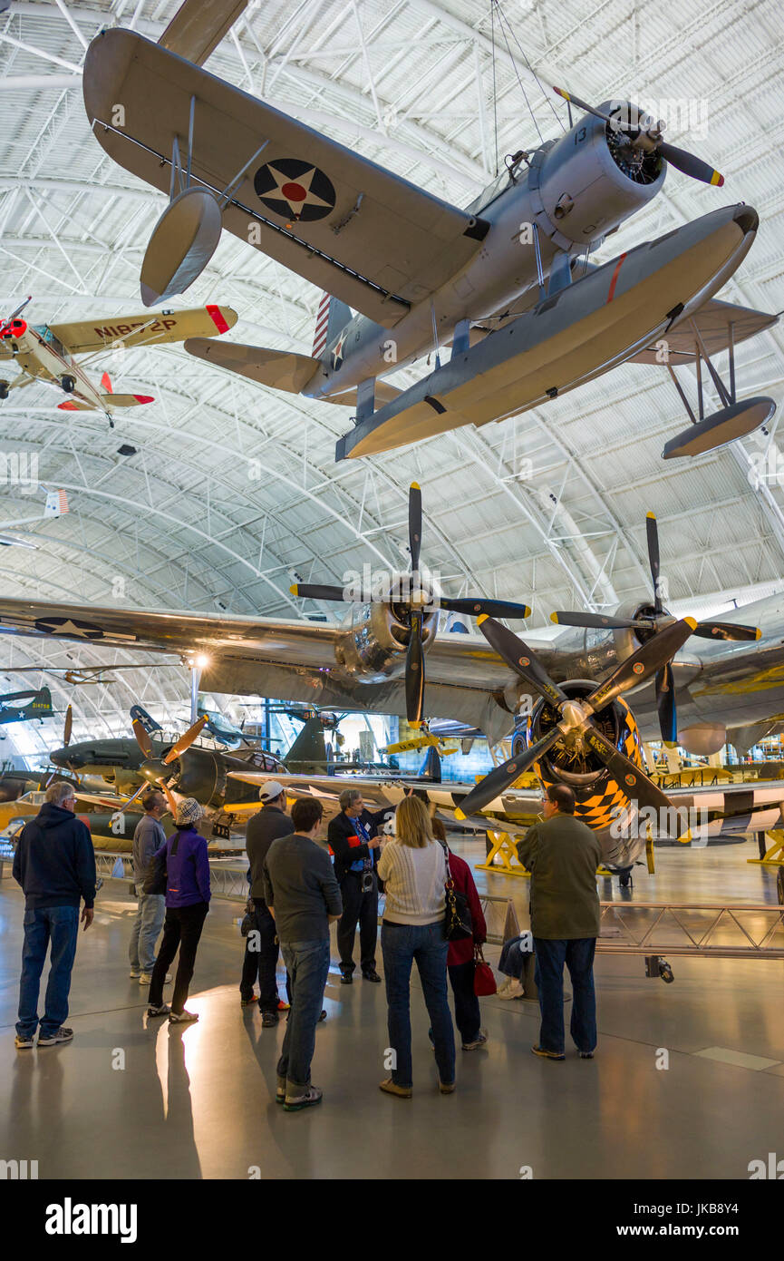 Stati Uniti d'America, Virginia, Herdon, Museo Nazionale dell'aria e dello spazio, Steven F. Udvar-Hazy Center, air museum, noi WW2-ser, B-29, Enola Gay e Kingfisher idrovolanti Foto Stock