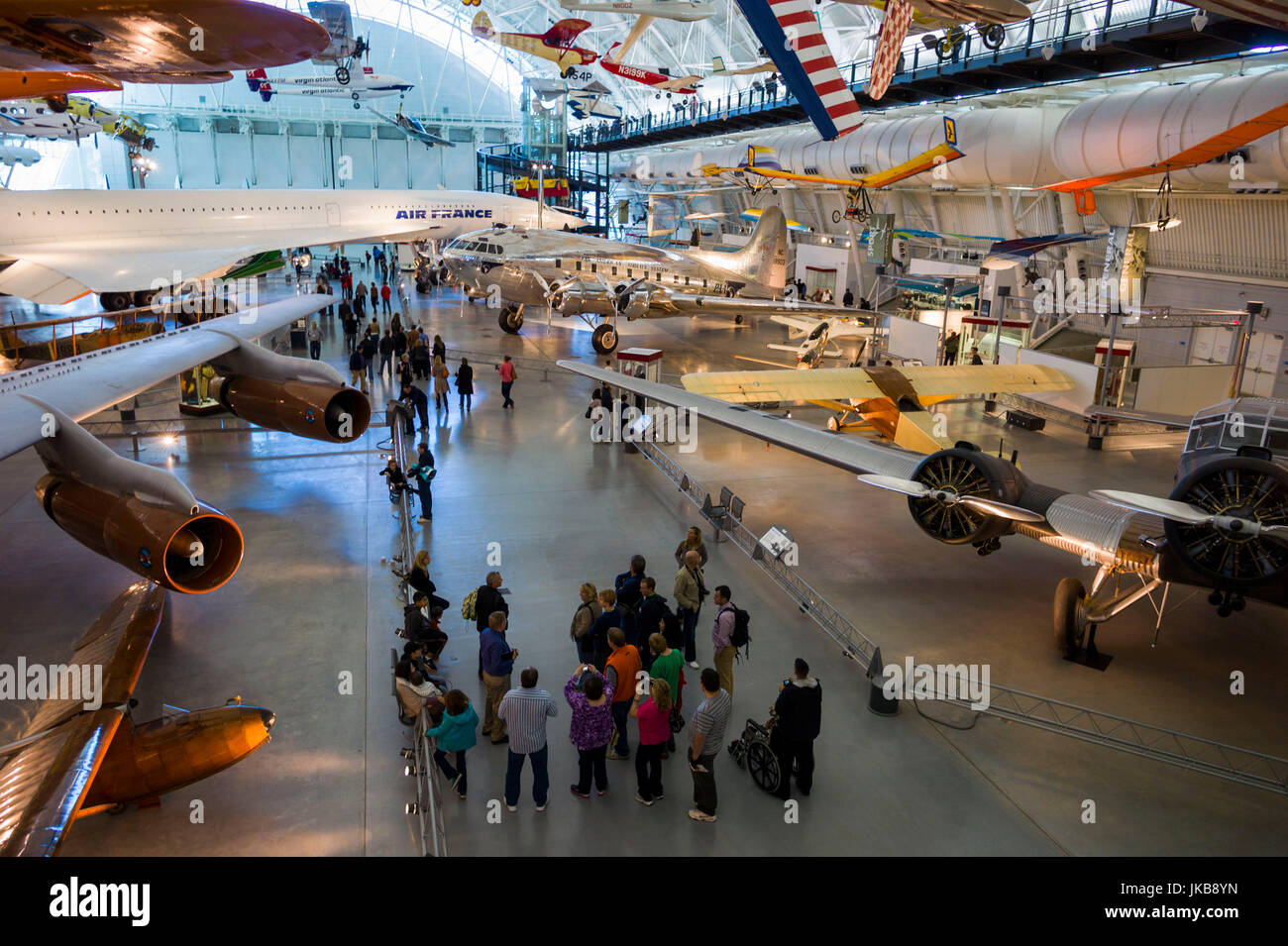 Stati Uniti d'America, Virginia, Herdon, Museo Nazionale dell'aria e dello spazio, Steven F. Udvar-Hazy Center, air museum, aviazione commerciale presenta, vista in elevazione Foto Stock