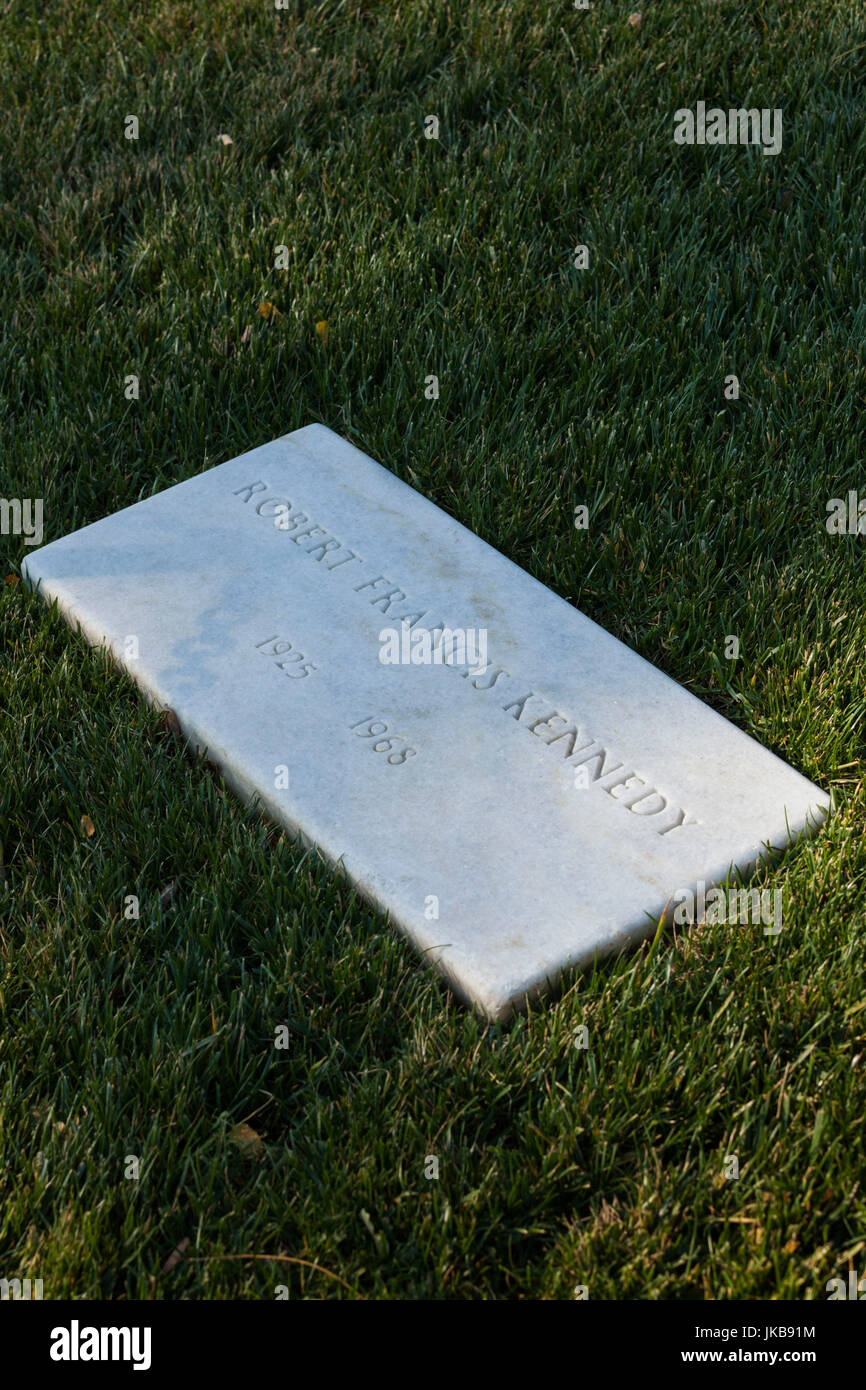 Stati Uniti d'America, Virginia, Arlington, il Cimitero Nazionale di Arlington, tomba di ex senatore USA Robert Kennedy Foto Stock