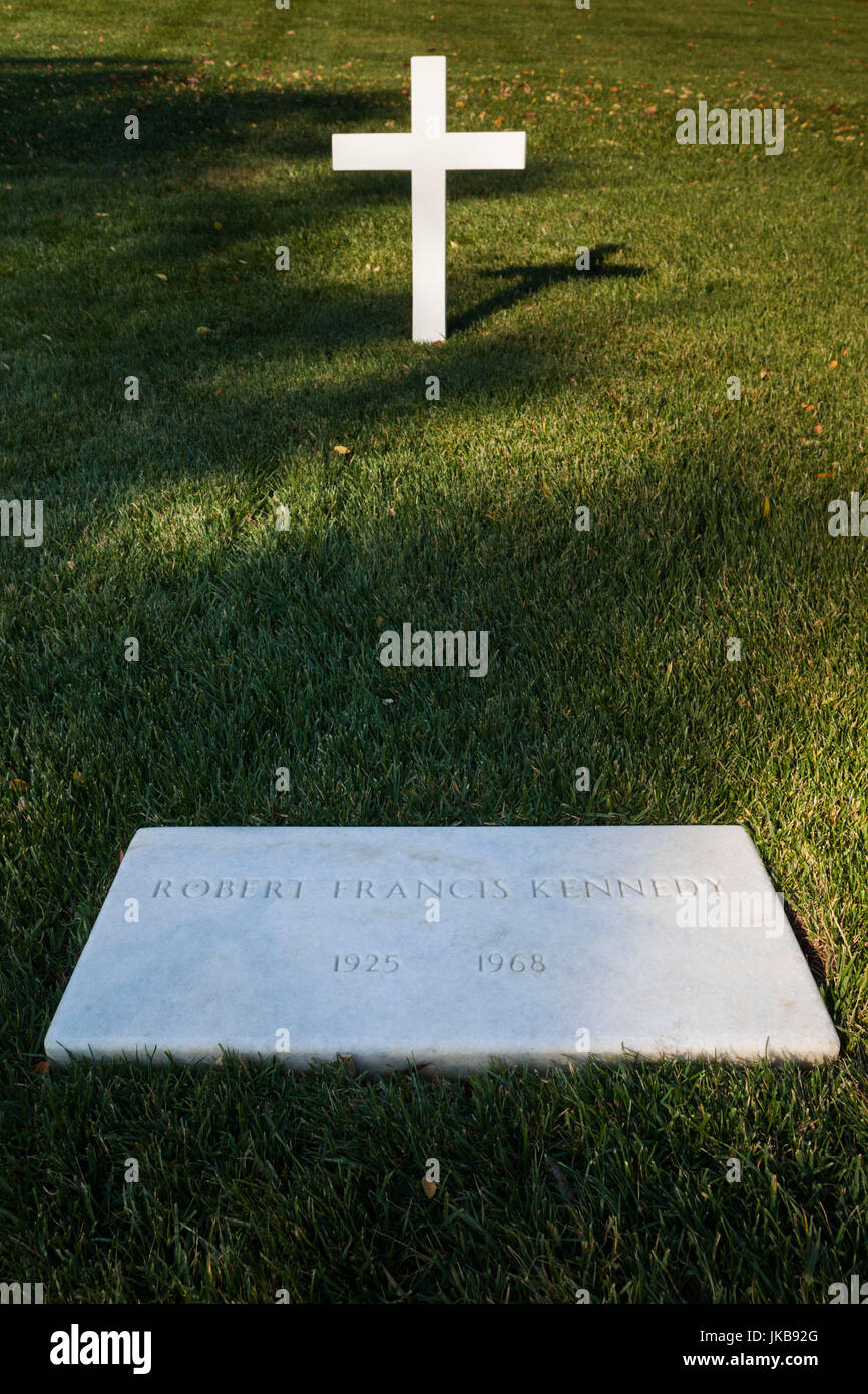 Stati Uniti d'America, Virginia, Arlington, il Cimitero Nazionale di Arlington, tomba di ex senatore USA Robert Kennedy Foto Stock