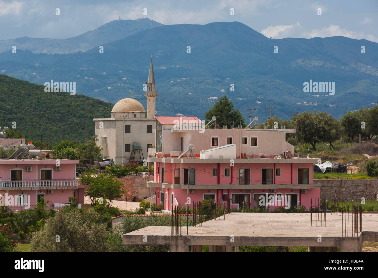 L'Albania, Albanese Riviera, Ksamil, elevati vista città Foto Stock