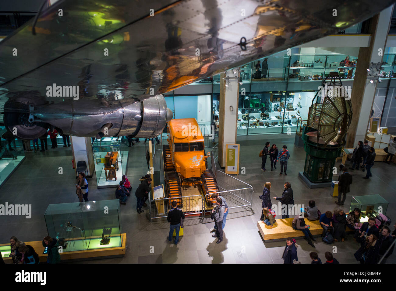 Inghilterra, Londra, South Kensington, il Museo della Scienza, aeromobili nel trasporto hall Foto Stock