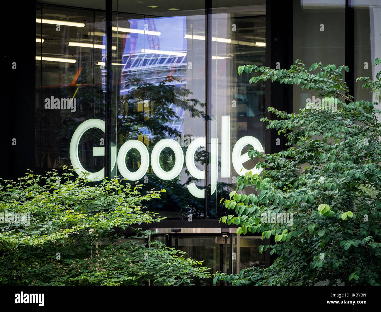 Google uffici di Londra a 6 Pancras piazza vicino alla stazione di King Cross Foto Stock