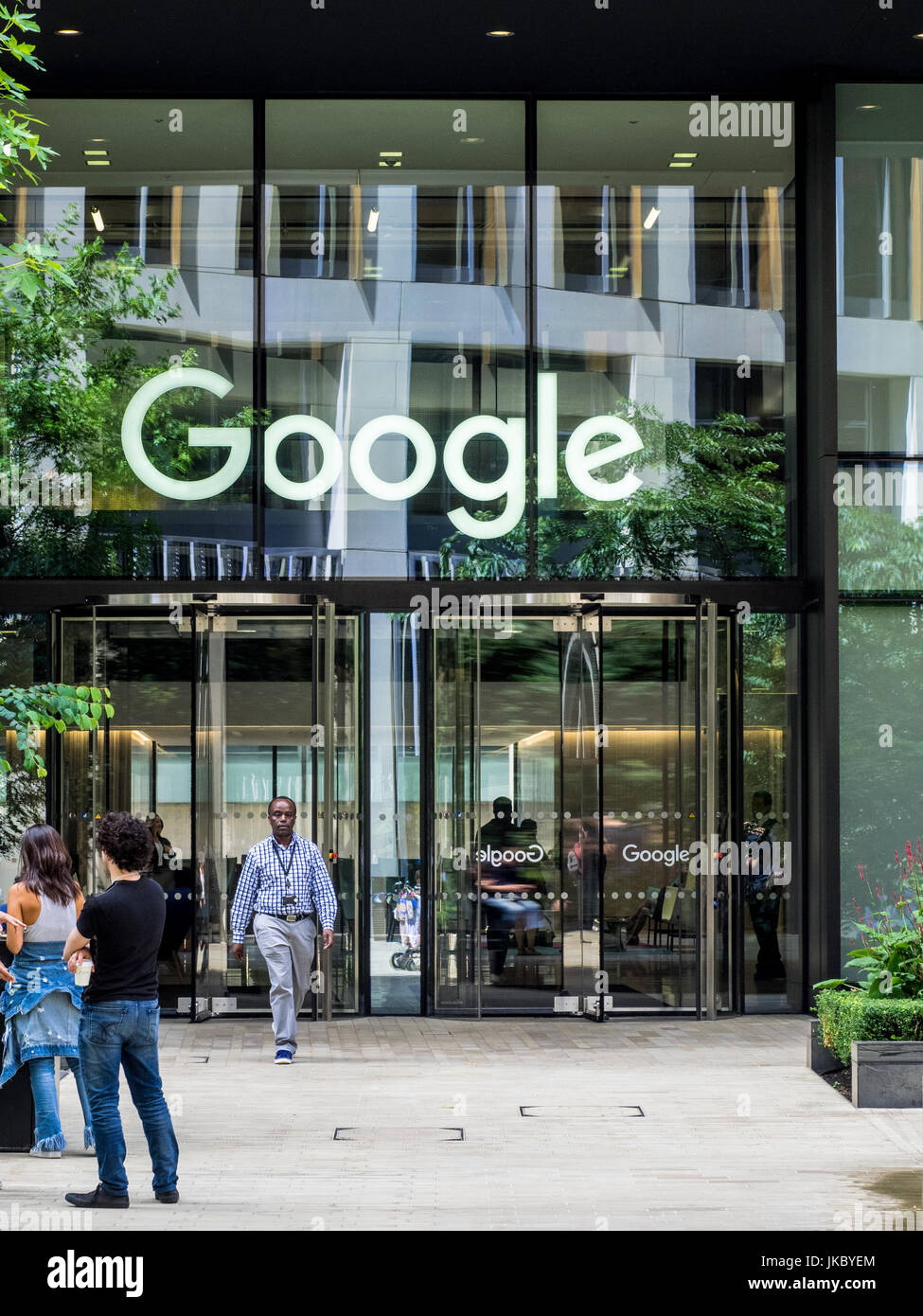 Google uffici di Londra a 6 Pancras piazza vicino alla stazione di King Cross Foto Stock
