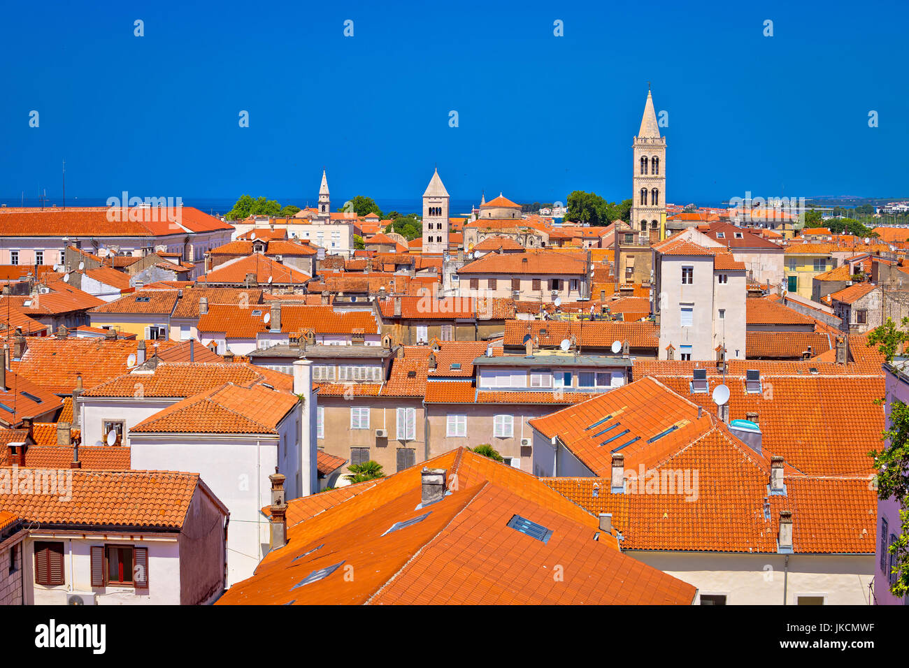 Storico dello skyline di Zadar e vista sui tetti, Dalmazia, Croazia Foto Stock