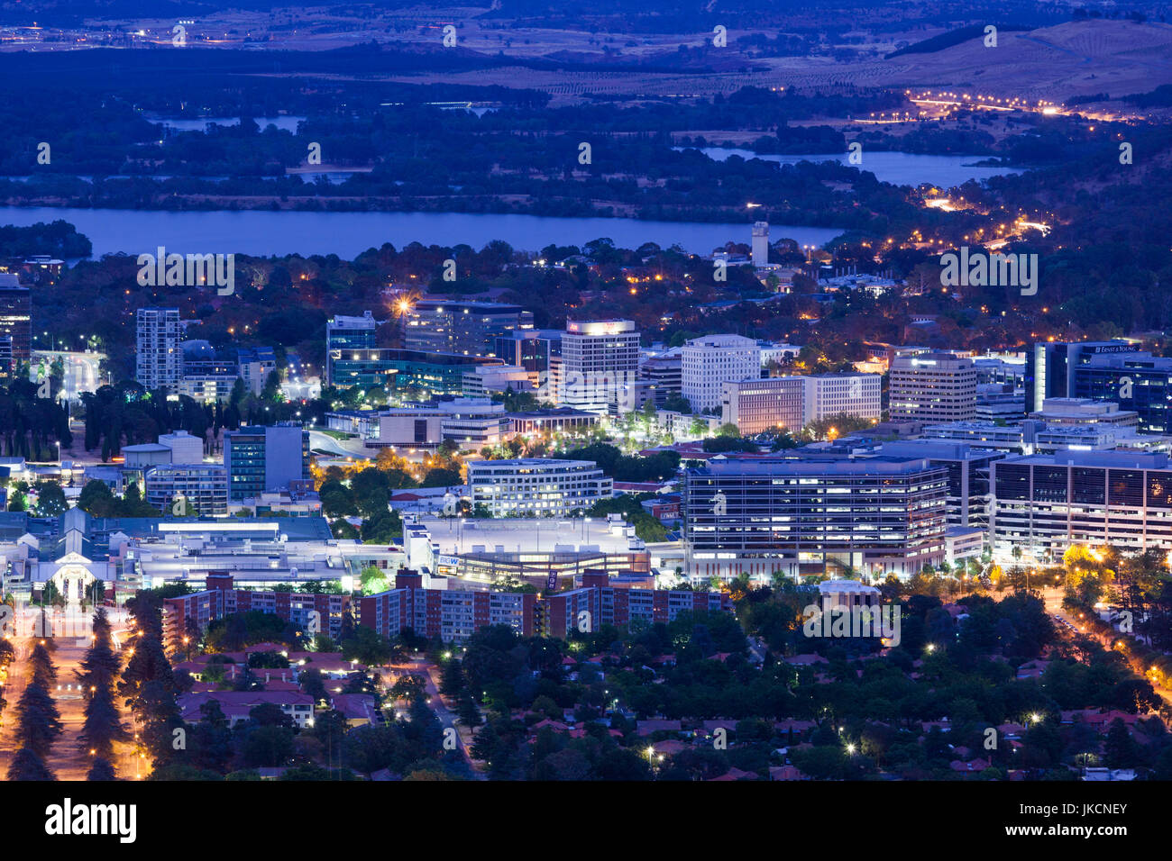 Australia, Territorio della Capitale Australiana, ACT, Canberra, città vista dal Monte Ainslie, alba Foto Stock