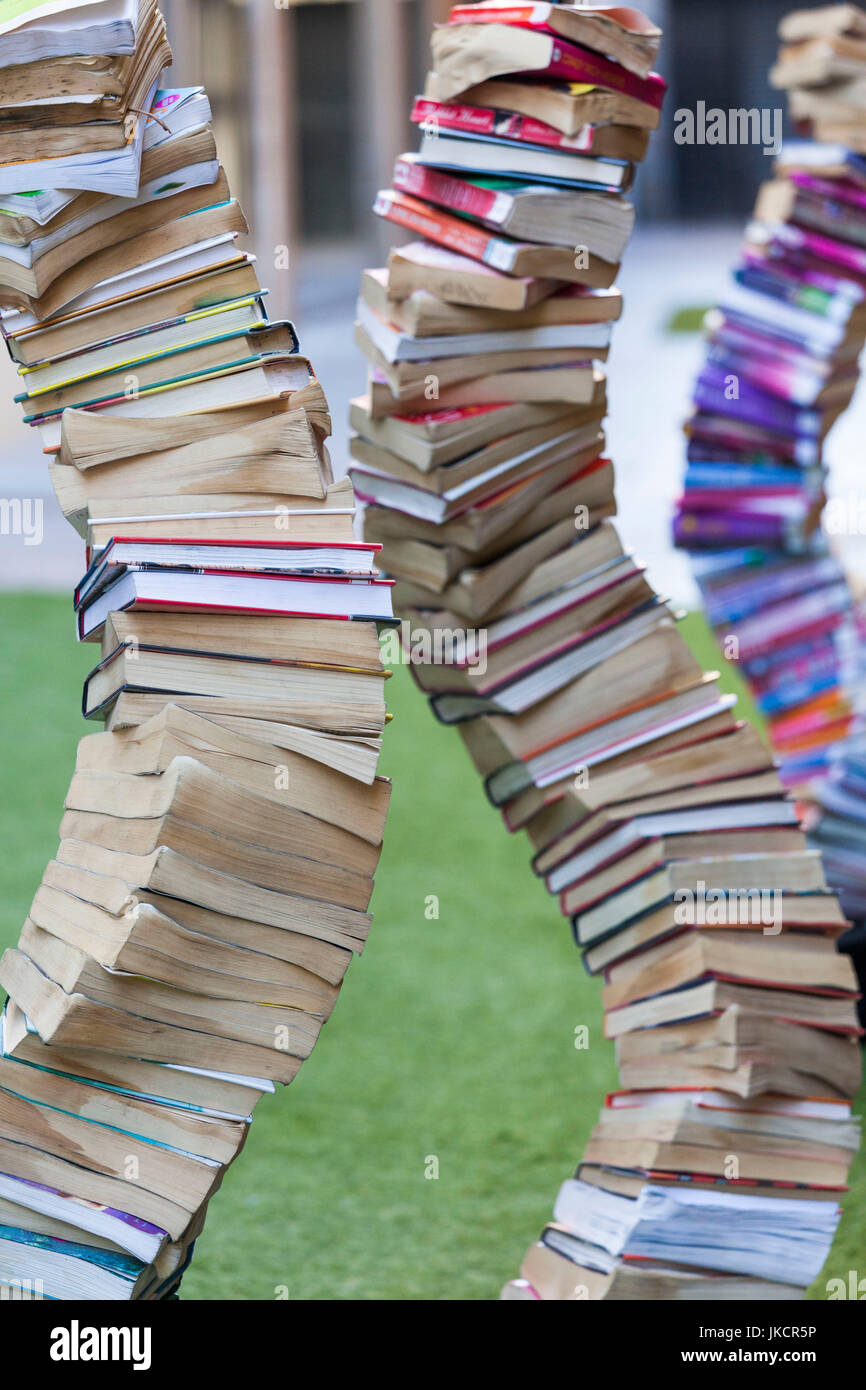 In Australia, in Sud Australia, Adelaide, Rundle Street, prenota sculture Foto Stock