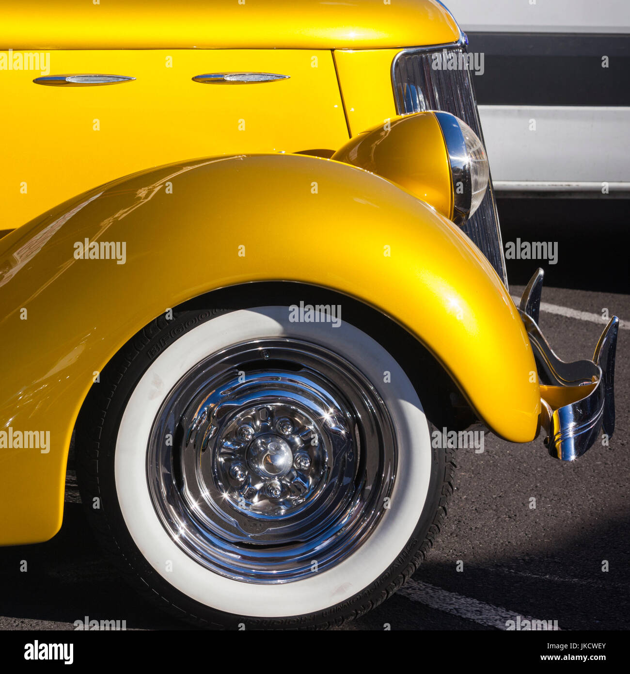 Australia, Victoria, VIC, Ballarat Ballarat Beat Rockabilly Festival, oro hot rod car Foto Stock