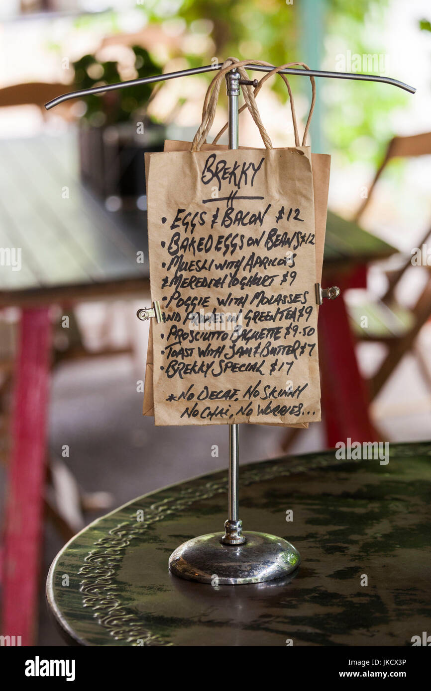 Australia, Victoria, VIC, Daylesford, il tavolo del menu della colazione, brekky Foto Stock