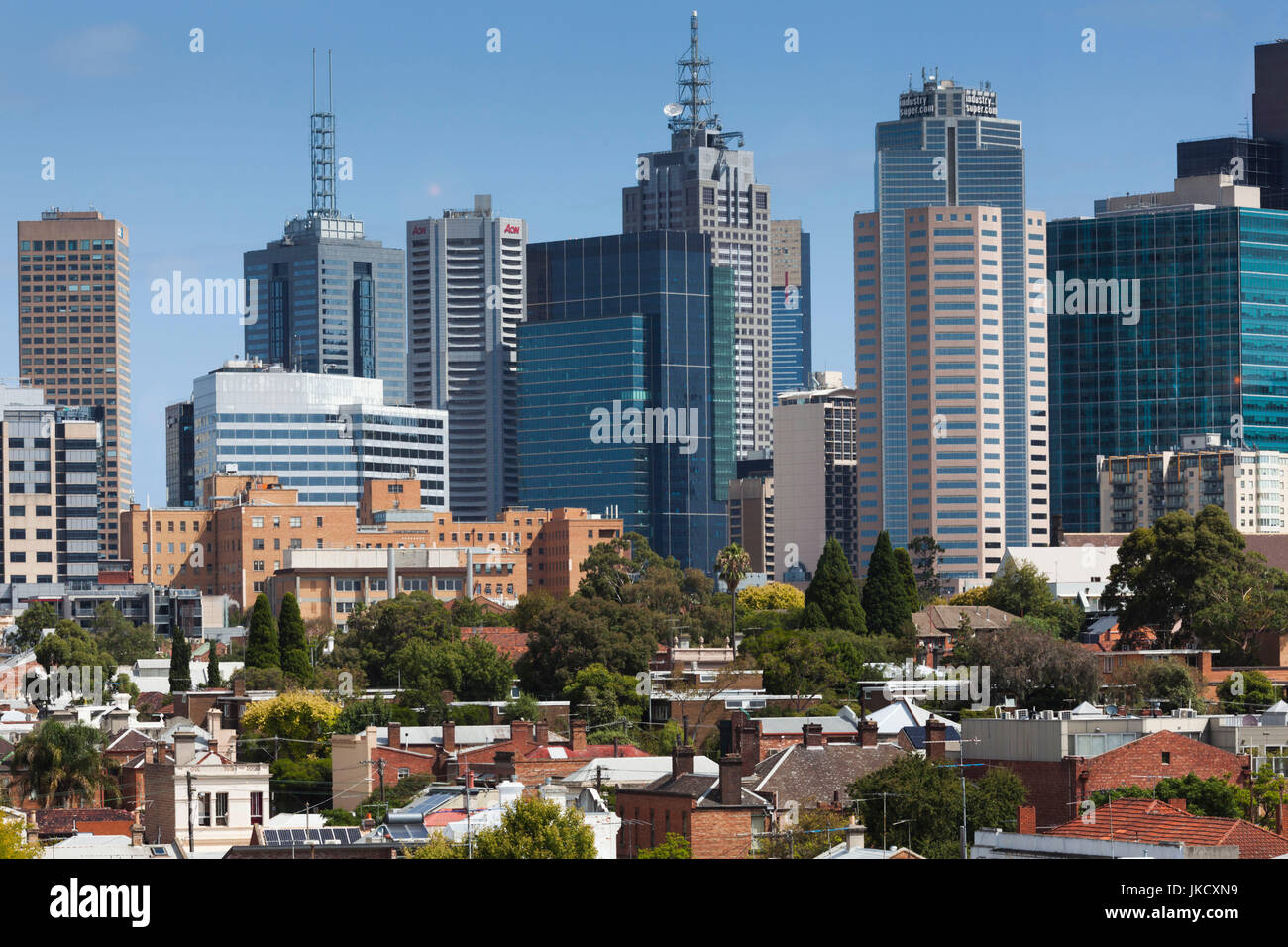 Australia, Victoria, VIC, Melbourne, Fitzroy, vista in elevazione della skyline di Melbourne Foto Stock