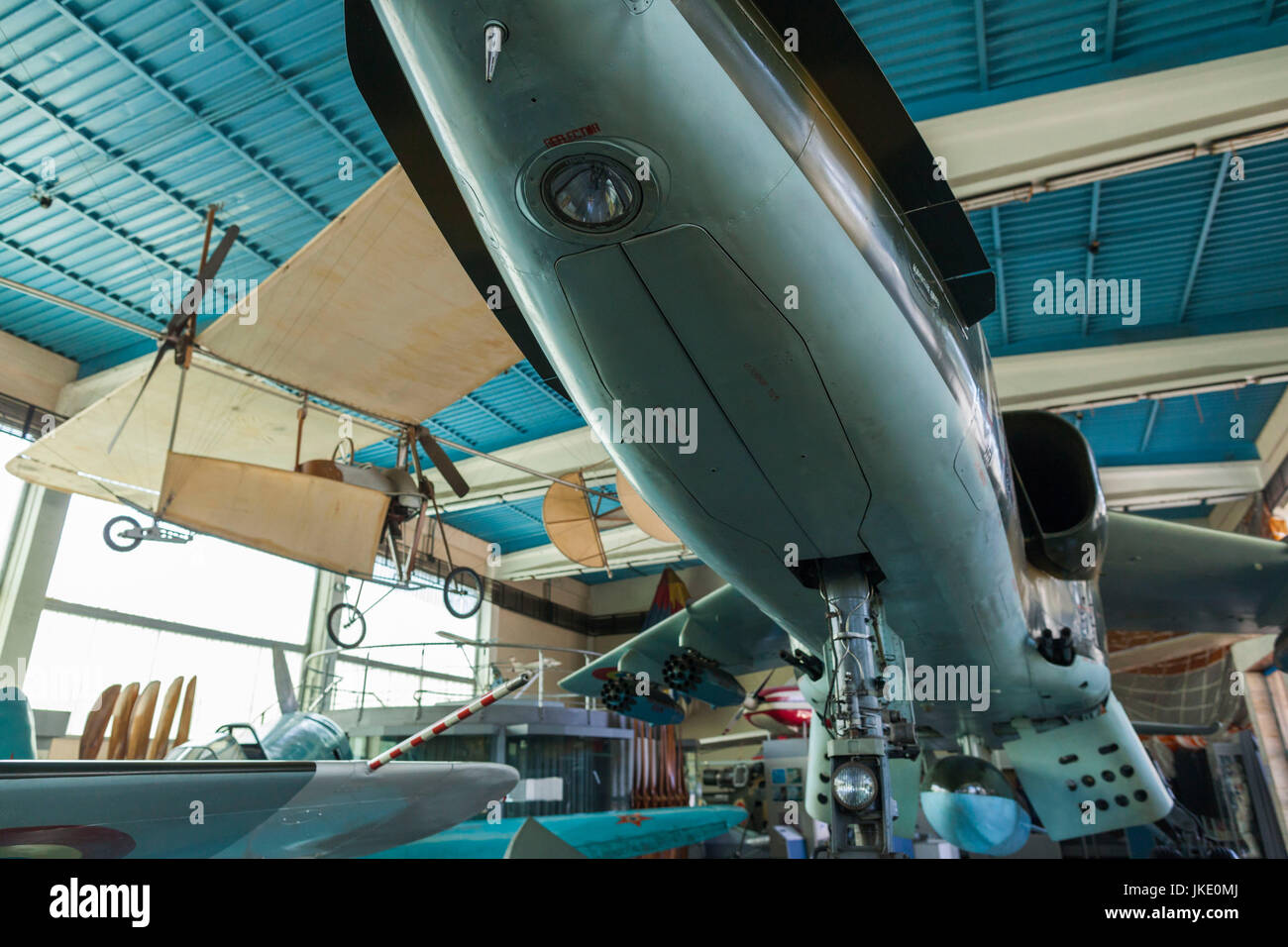 La Romania, Bucarest, National Military Museum, rumeno-costruito, Guerra Fredda-ser, IAR-93 avvoltoio, attacco a terra di aeromobili Foto Stock