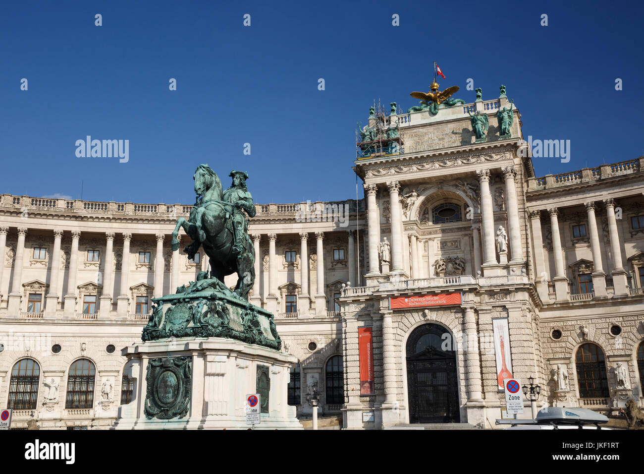 Statua equestre del principe Eugenio di Savoia (Prinz Eugen von Savoyen) nella parte anteriore del palazzo di Hofburg. Vienna, Austria Foto Stock