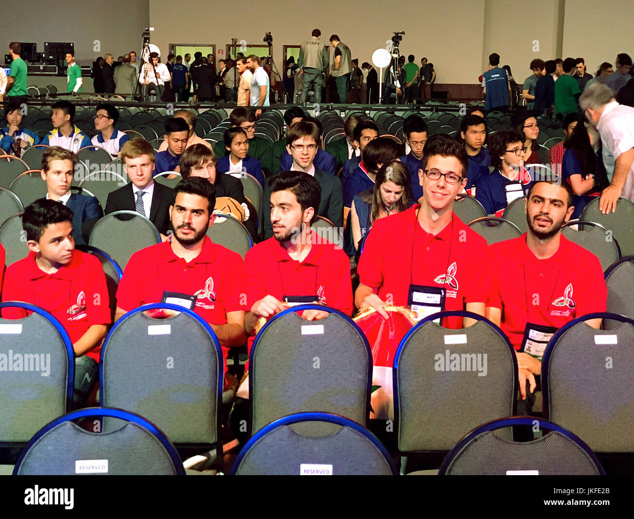 Rio de Janeiro, Brasile. 22 Luglio, 2017. Hafez al-Assad (2-R), il figlio più anziano del presidente siriano Baschar al-Assad partecipa nelle Olimpiadi di matematica in Rio de Janeiro, Brasile, 22 luglio 2017. La sua partecipazione ha causato restrittive misure di sicurezza. Egli ha preso posto 528th. 28. Foto: Georg Ismar/dpa/Alamy Live News Foto Stock