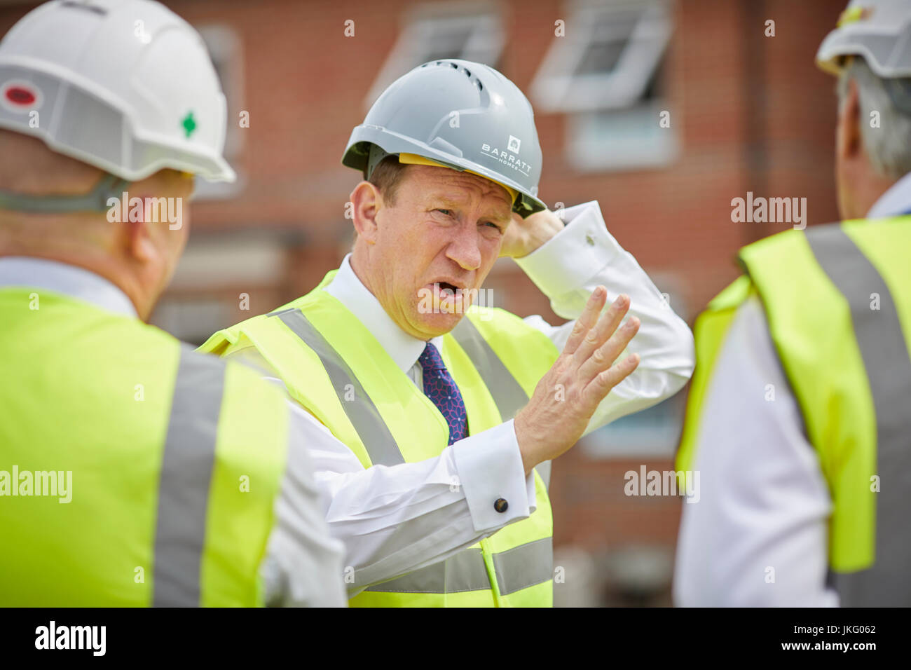 Barratt Homes David Thomas Group Chief Executive visita al loro Walkden studiosi sito verde in Salford Foto Stock