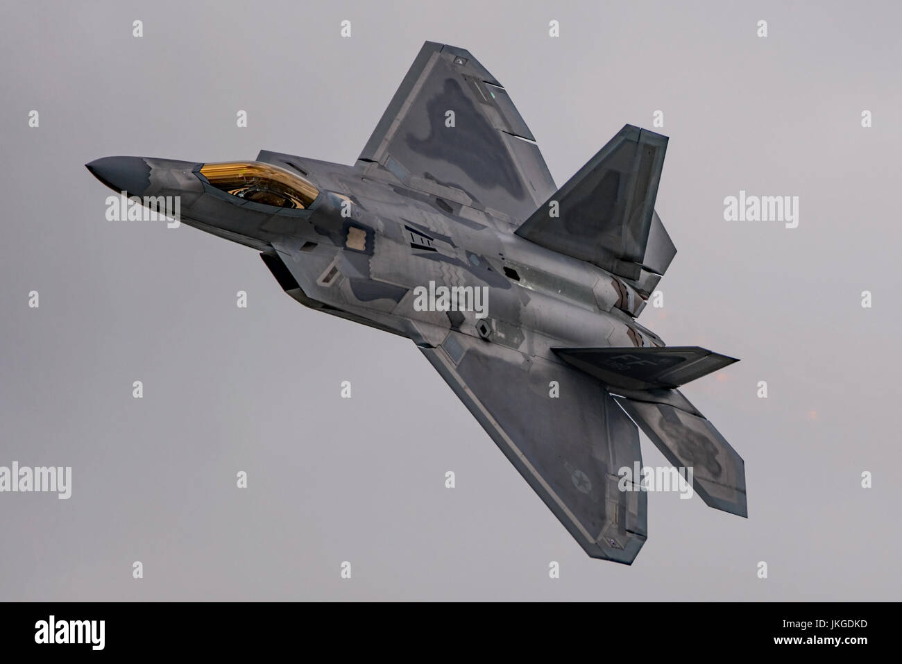 United States Air Force Lockheed Martin F-22 Raptor visualizzazione presso il Royal International Air Tattoo, RAF Fairford, nel Regno Unito il 14 luglio 2017. Foto Stock