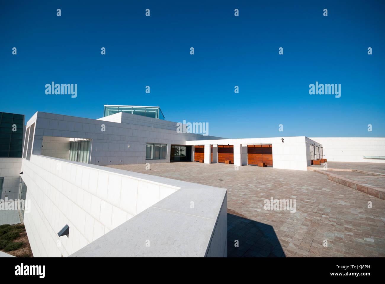 Le caratteristiche architettoniche della parte posteriore della terrazza del Toronto Ismaili Center situato adiacente al Museo Aga Khan complessa Foto Stock