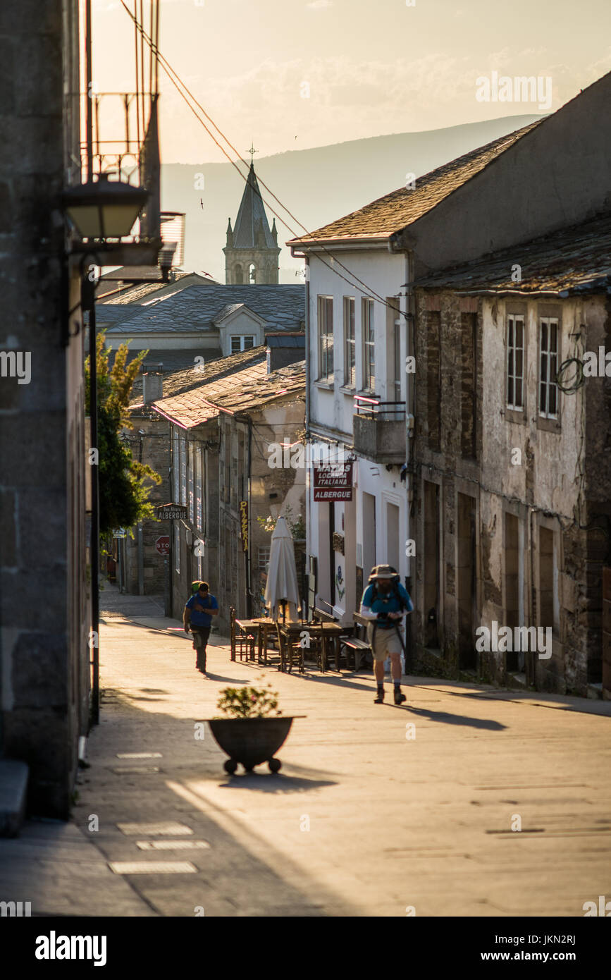 Pellegrini in Sarria, Spagna. Camino de Santiago. Foto Stock