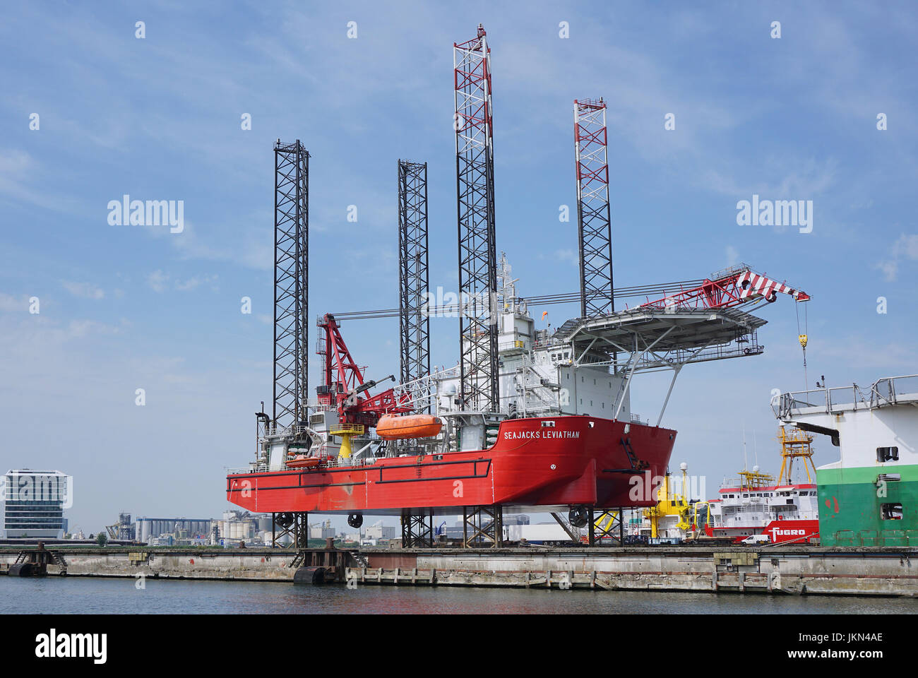 Seajacks Leviathan offshore Nave nel porto di Amsterdam Foto Stock