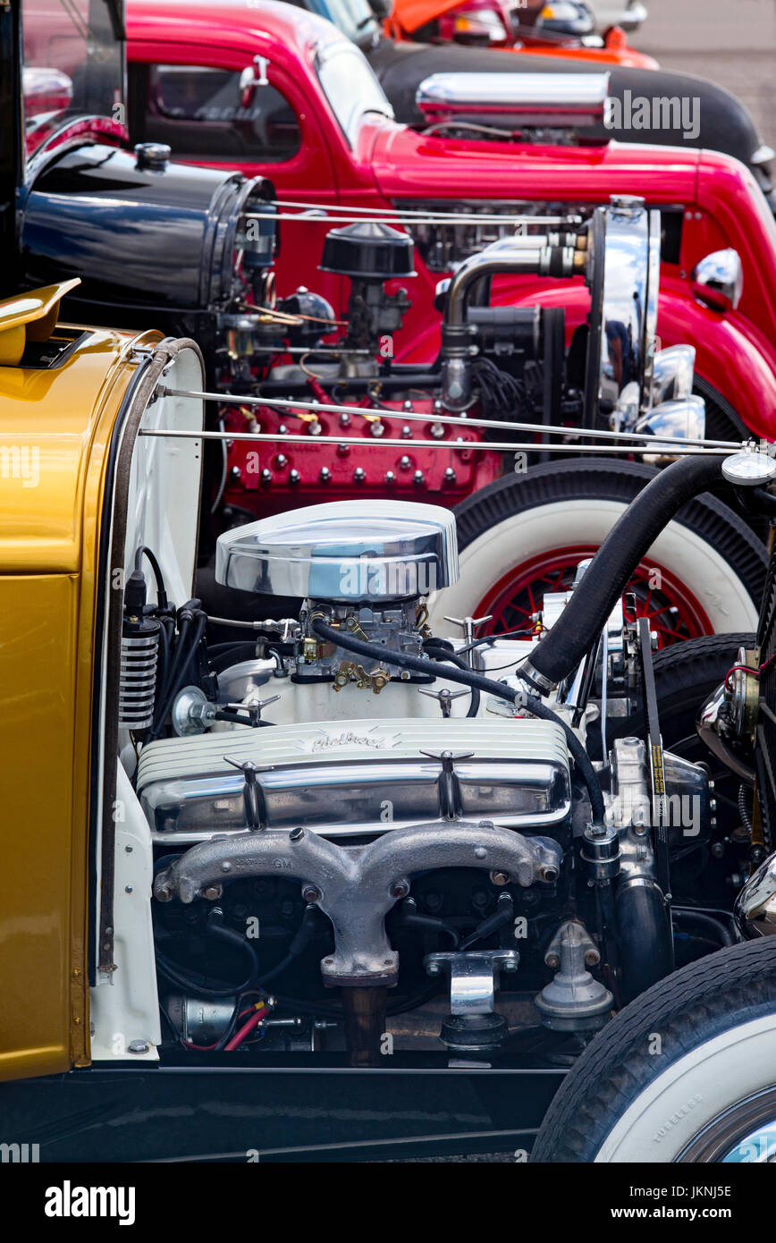 1932 Ford Roadster motore a un americano auto show. Essex, Inghilterra. Classic vintage americano auto personalizzata Foto Stock
