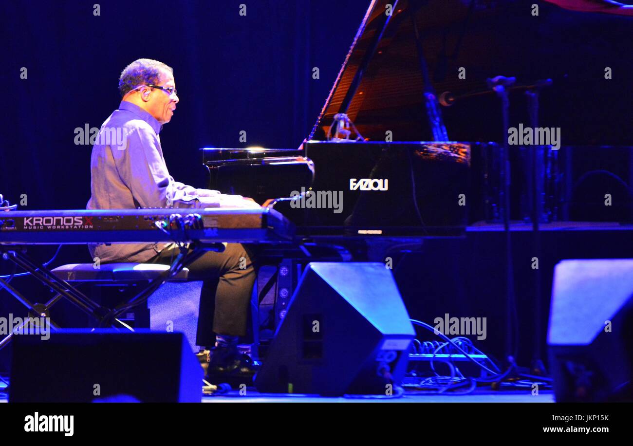 Freiburg, Germania, 23 luglio, 2017, Herbie Hancock e banda a ZMF Zelt-Musik-Festival Freiburg Credito: mediensegel/Alamy Live News Foto Stock