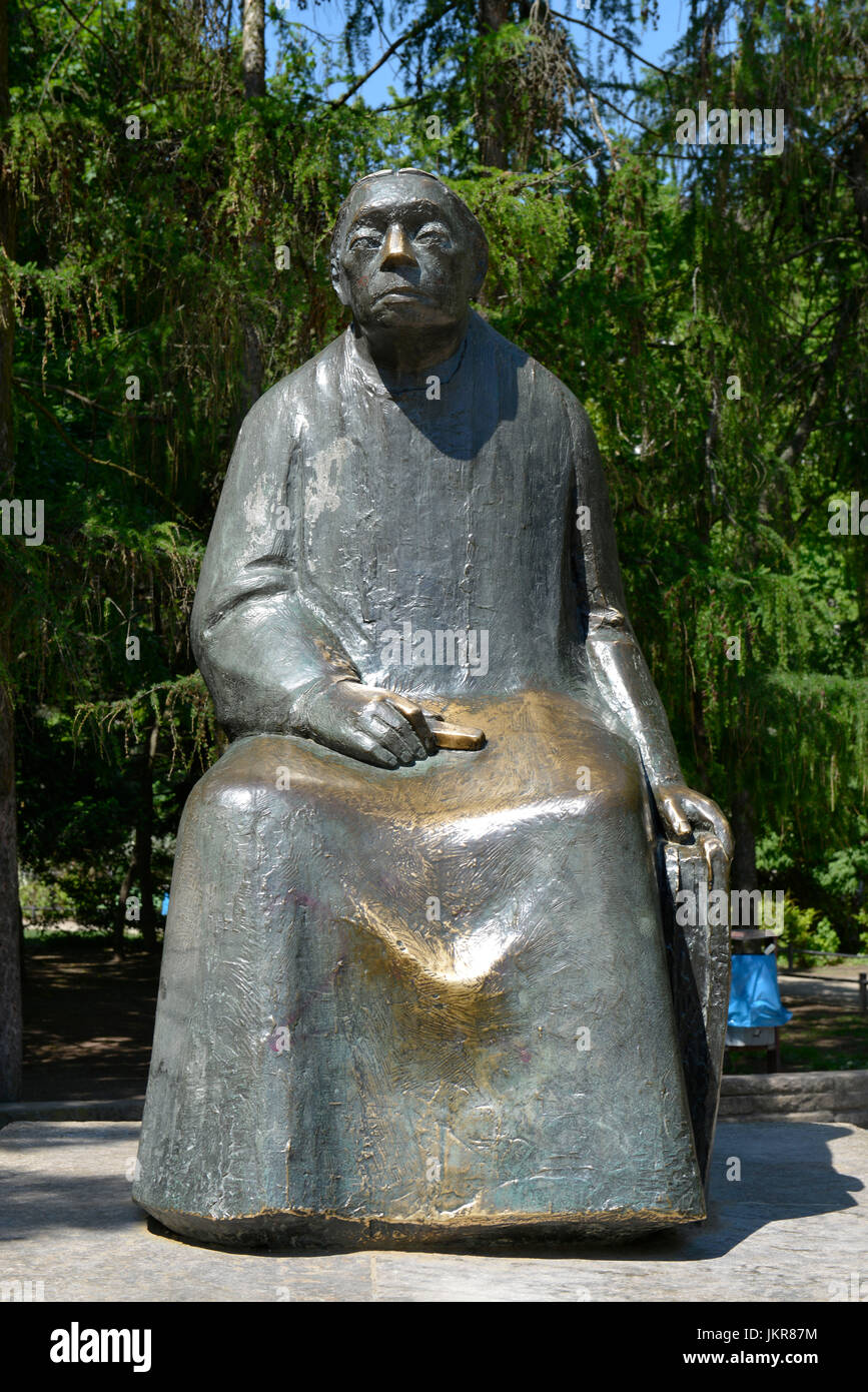 Kaethe Kollwitz monumento, luogo Kollwitz, Prenzlauer montagna, Pankow, Berlino, Germania, Kaethe-Kollwitz-Denkmal, Kollwitzplatz, Prenzlauer Berg, Deuts Foto Stock