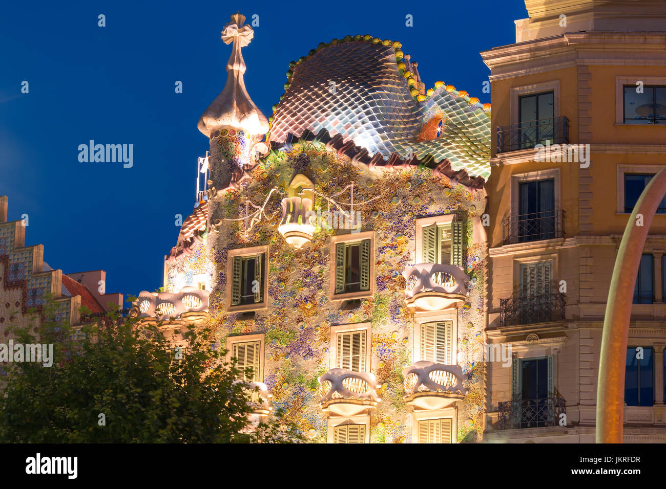 Casa Batllo di notte, Barcellona, Spagna Foto Stock