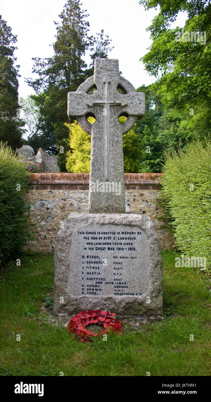 War Memorial presso Ayot St. Lawrence, Hertfordshire, Regno Unito Foto Stock