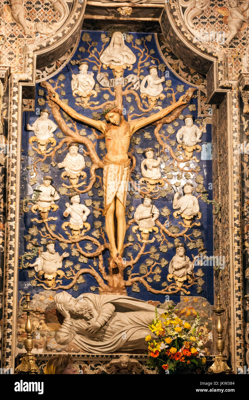 La crocifissione di Cristo e alla Cappella del Crocifisso, Cappella del  Crocifisso barocco siciliano, Duomo di Monreale, la Cappella del SS  Crocifisso, Sicly Foto stock - Alamy