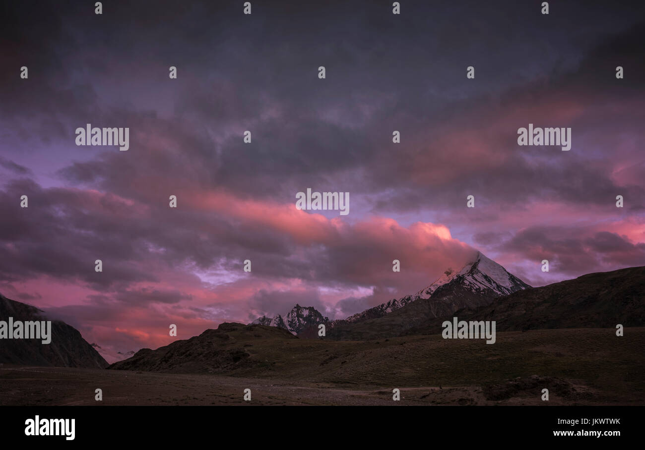 Tramonto vicino Taal Chandra Foto Stock