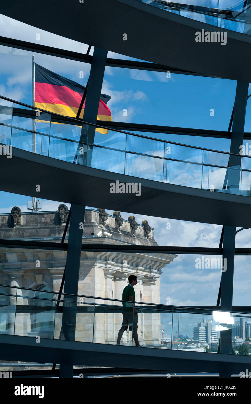 Interno del Reichstag cupola di vetro, Berlino, Germania Foto Stock