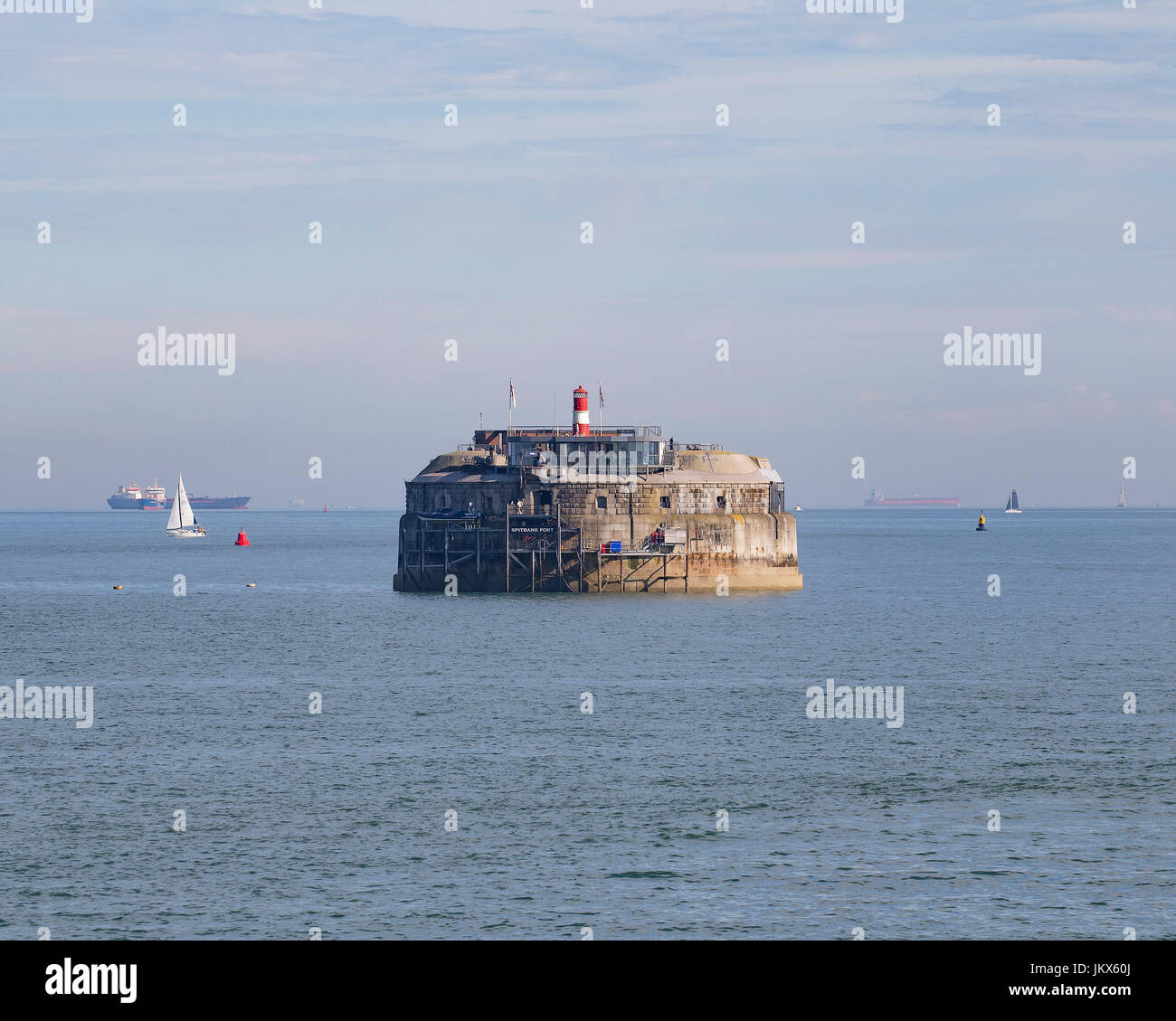 Spitbank Fort, nel mezzo di Spithead Foto Stock