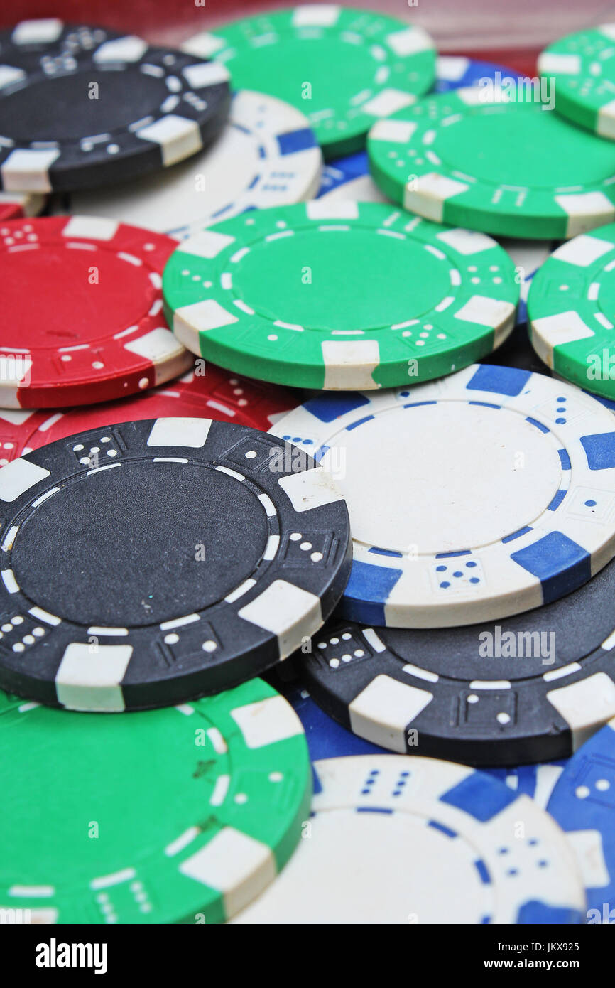 Casino poker chip denaro texture. stack di chip del poker come sfondo. Foto Stock