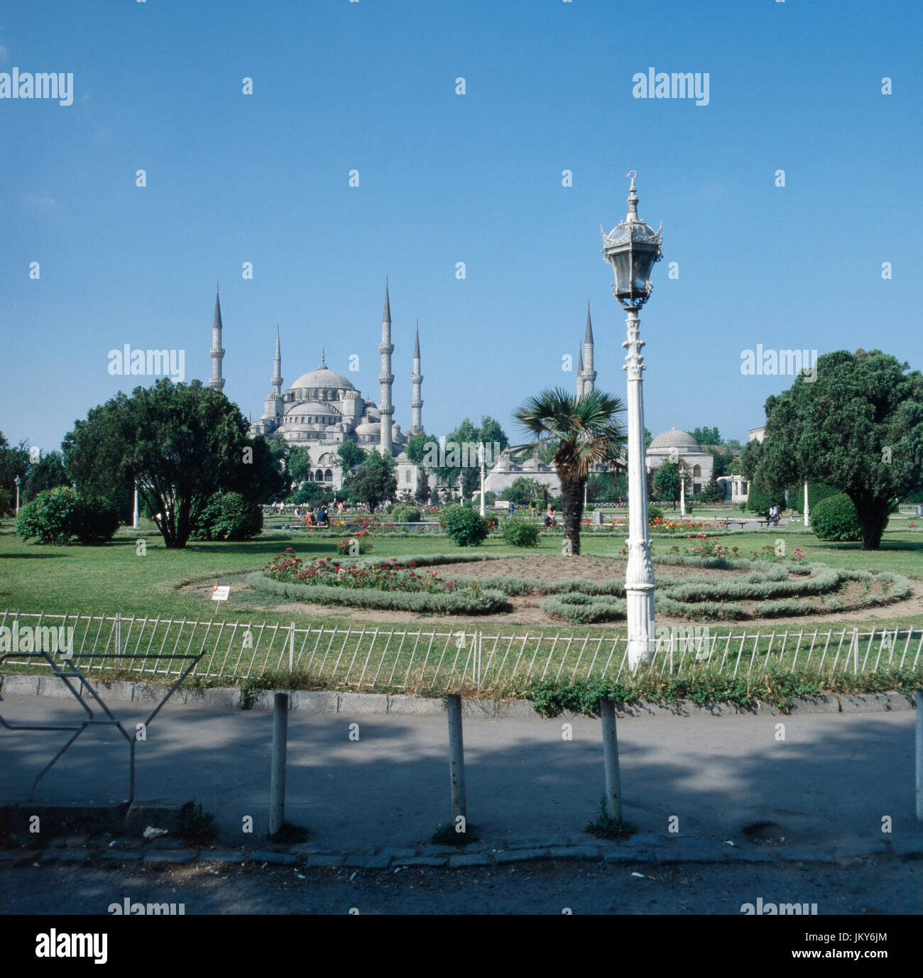 Die Sultan Ahmed Moschee, auch Blaue Moschee, a Istanbul, Türkei 1980er Jahre. Sultan Ahmad moschea o la Moschea Blu a Istanbul, Turchia degli anni ottanta. Foto Stock