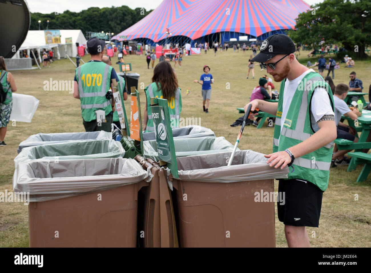 Latitude Festival 2017, Henham Park, Suffolk, Regno Unito. Ordinamento del riciclaggio Foto Stock