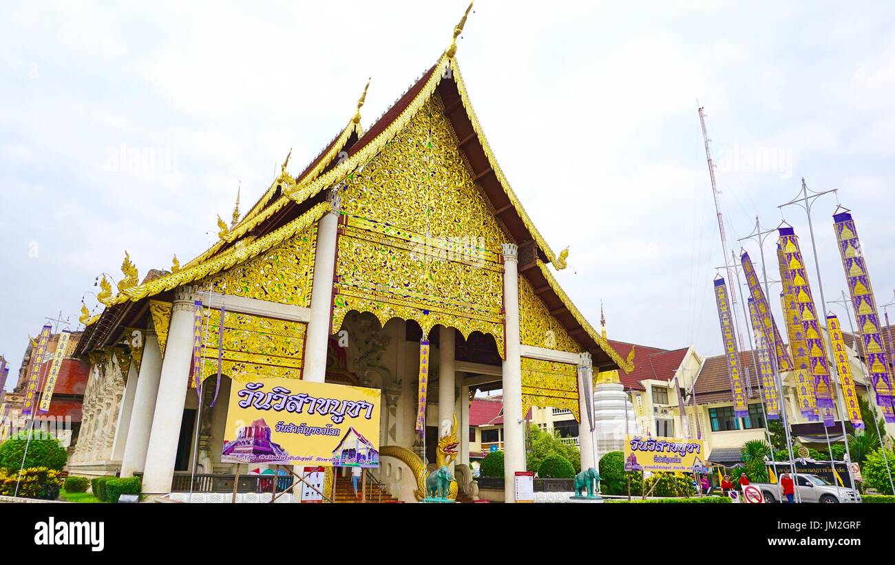 Chiesa principale di Wat Chedi Luang, tempio thailandese di Chiang Mai, Thailandia. Foto Stock