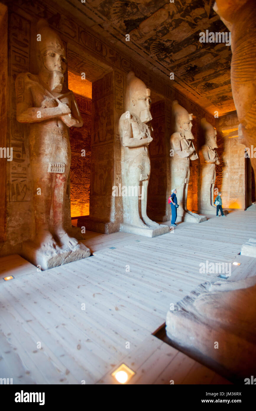 Aegypten ha, Abu Simbel, im Tempel vom Ramses II. Foto Stock