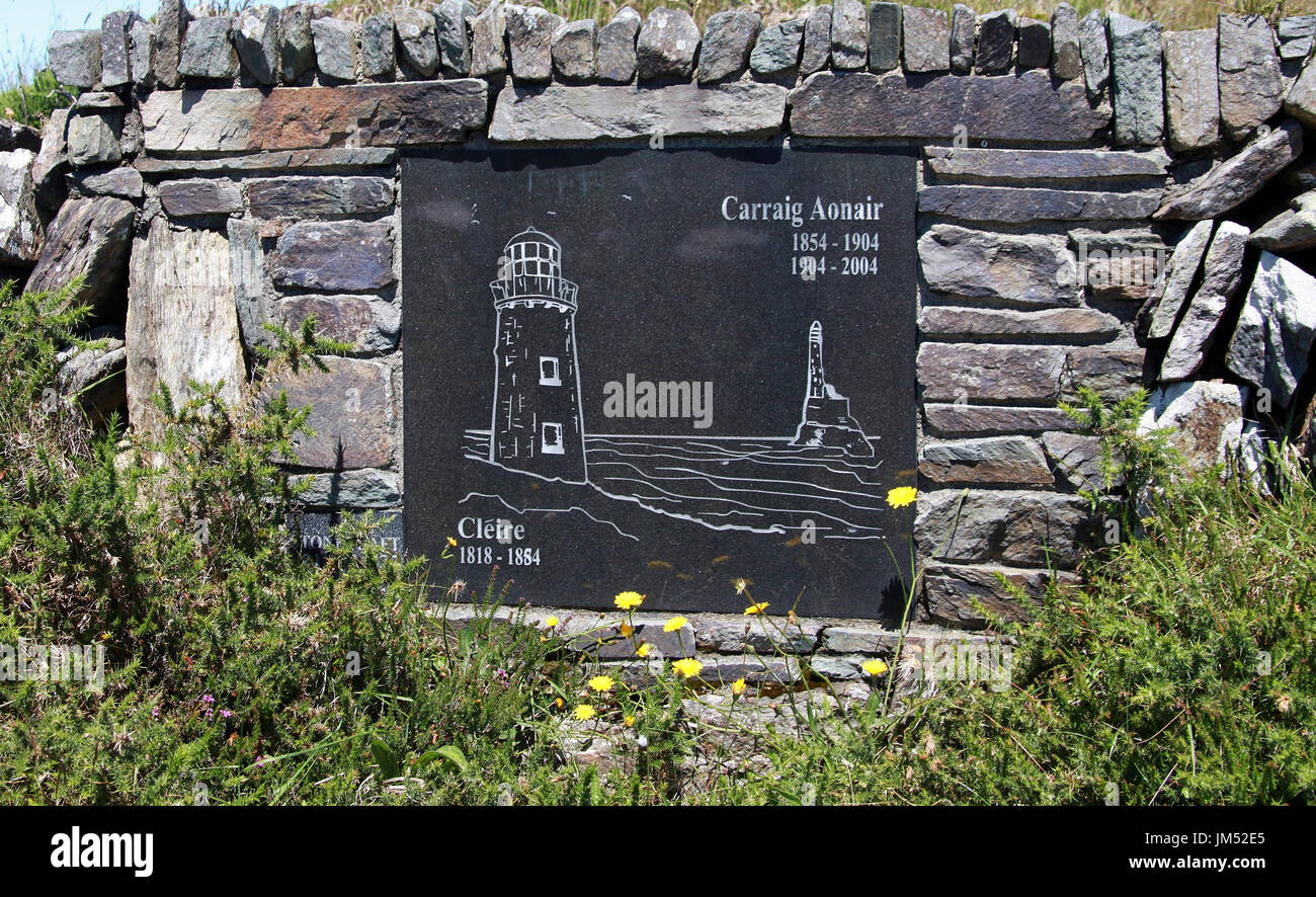 Lapide a Cape Clear Island nella contea di Cork Foto Stock Lapide a Cape Clear Island nella contea di Cork Foto Stock